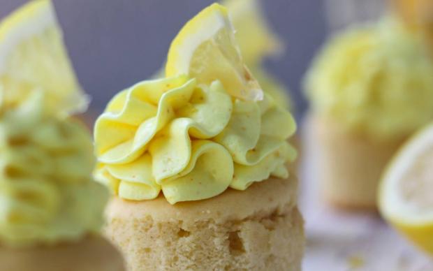 Limon Kremalı Vanilyalı Cupcake Tarifi