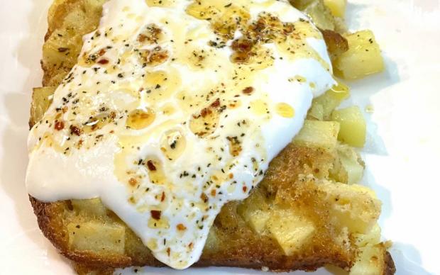manti-tadinda-patatesli-kek-tarifi