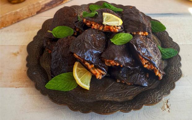 Zeytinyağlı Kuru Dolma Tarifi