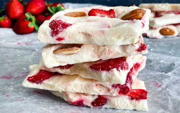 cilekli-yogurt-barlari-tarifi