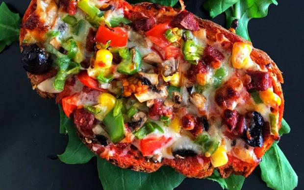 kolay-ekmek-pizzasi-healthy