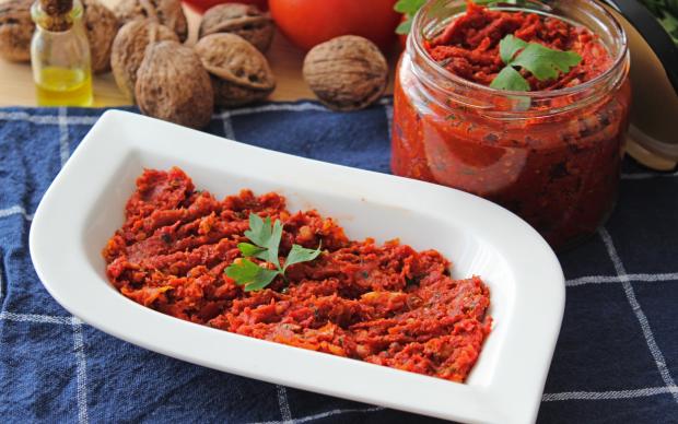 Kahvaltılık Kuru Domates Ezmesi Tarifi