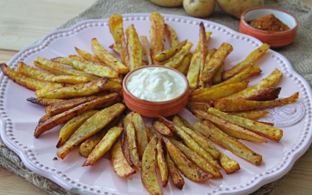 Kajun Baharatlı Fırında Patates Kızartması Tarifi