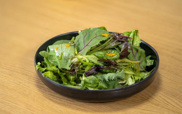 Portakal Soslu Yeşil Salata Tarifi