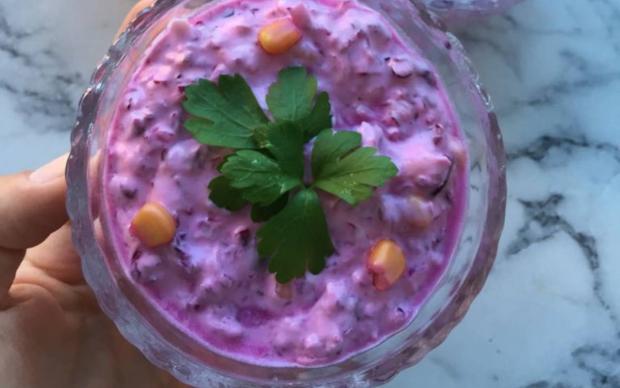 pratik-mor-lahana-salatasi-tarifi