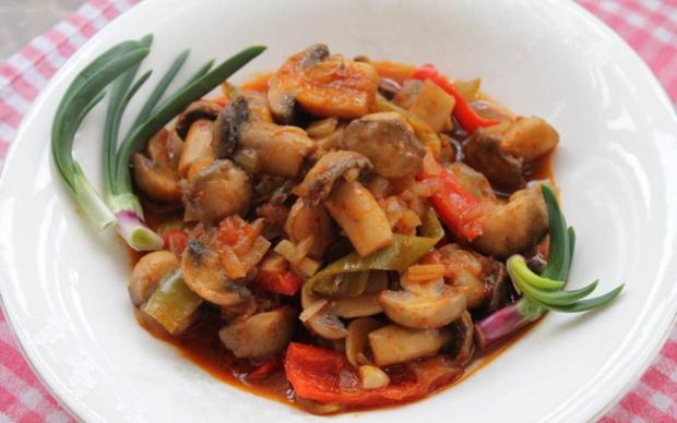 soya-soslu-mantar-sote-tarifi