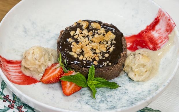 Pişmeyen Şekersiz Brownie Tarifi