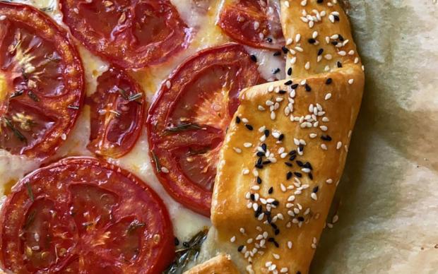 domates-ve-peynirli-galette-mylovely-tarifi