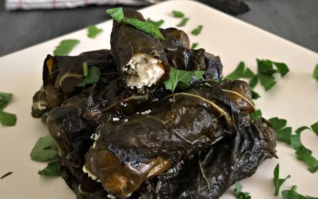 peynirli-karalahana-sarmasi-tarifi