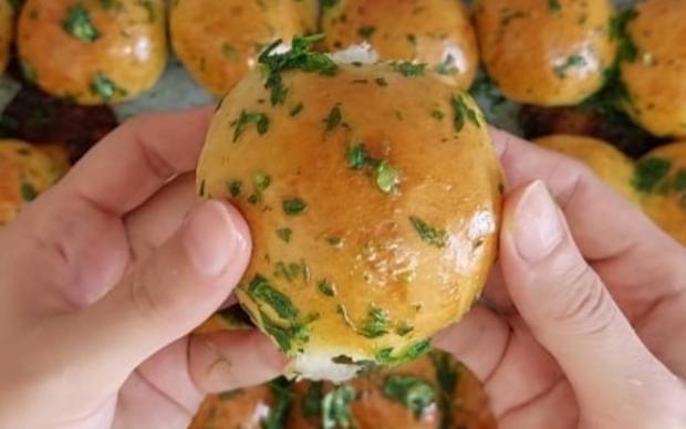 sarimsakli-tereyagli-pogaca-tarifi