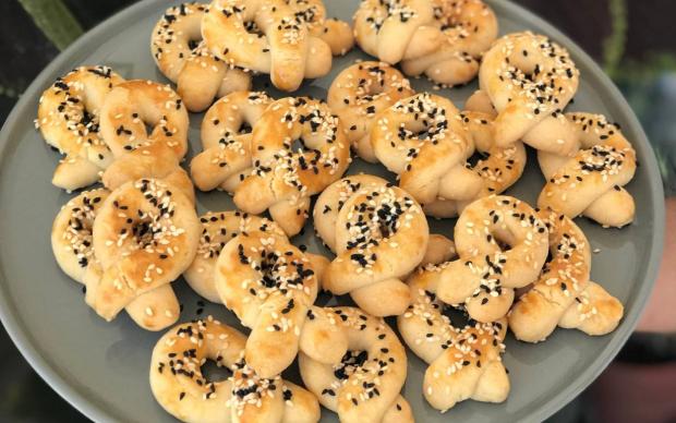 agizda-dagilan-tuzlu-kurabiye-tarifi
