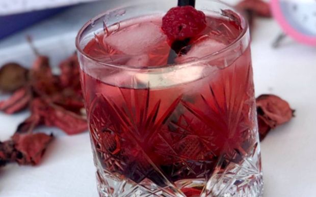 berry-hibiscus-tarifi