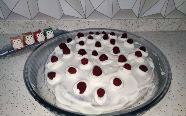 frambuazli-islak-kek-tarifi