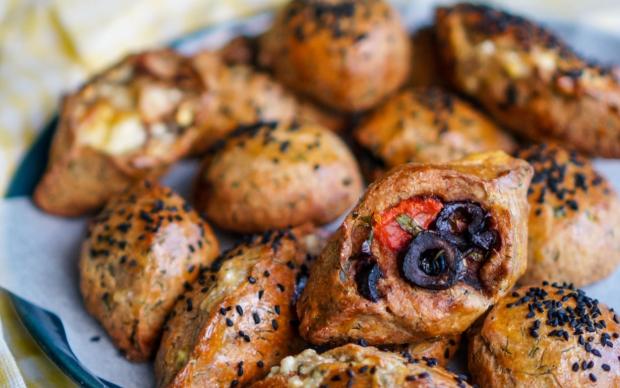 siyez-unlu-mayasiz-pogaca-tarifi