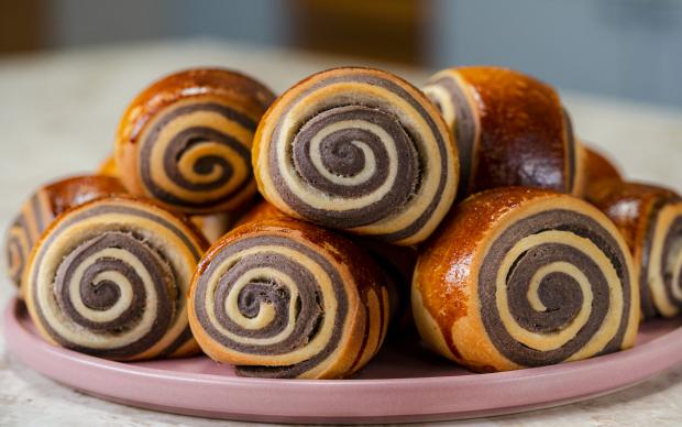 iki-renkli-pogaca-yemekcom