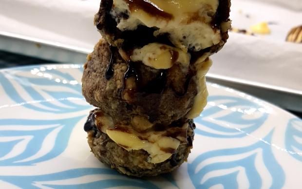 Cheesecake Dolgulu Parmak İzi Kurabiye