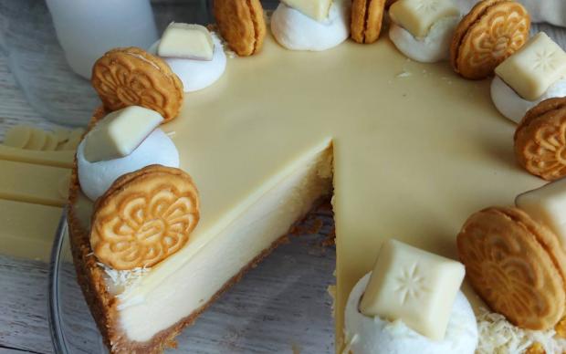 beyaz-cikolatali-cheesecake-tarifi