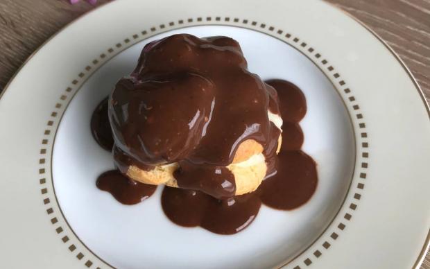 tam-tutan-profiterol-tarifi