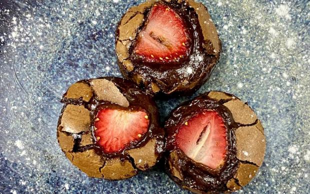 cilekli-brownie-tarifi (1)