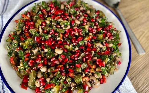 Narlı Kuru Börülce Salatası Tarifi