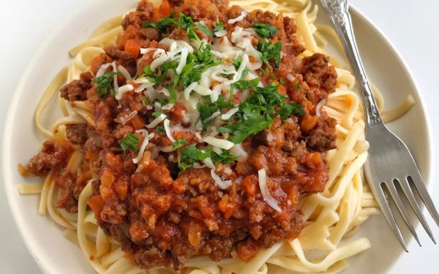 bolonez-soslu-makarna-one-cikan