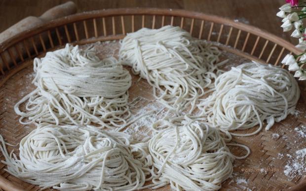 Ev Yapımı Noodle Tarifi