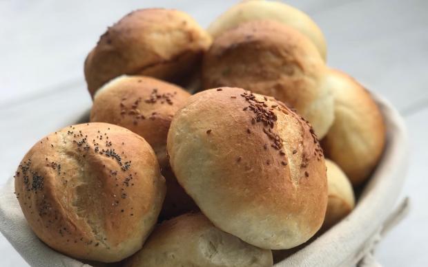 kolay-mini-ekmek-kubra