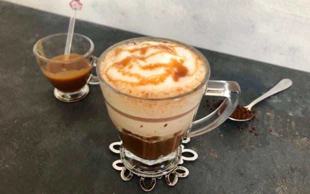 Karamelli Çikolatalı Kahve Tarifi