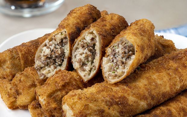 Kıymalı Bulgurlu Börek Tarifi