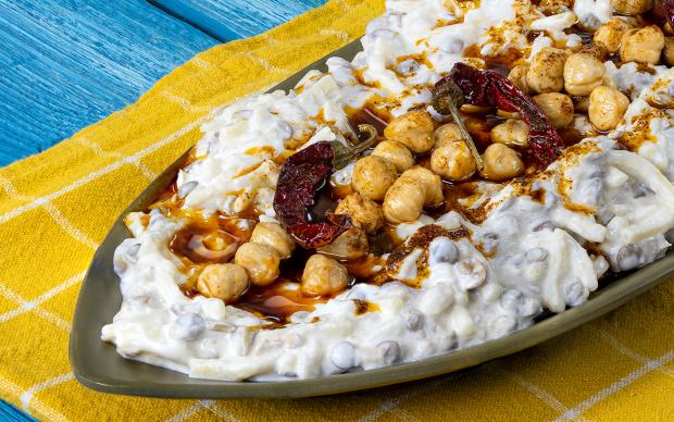 Erişteli Yeşil Mercimek Salatası Tarifi