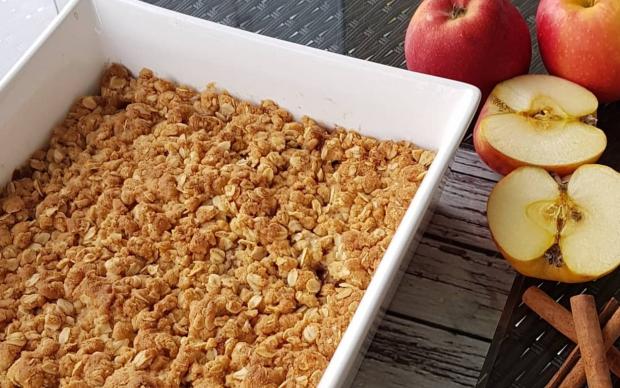 apple-crumble-leyla