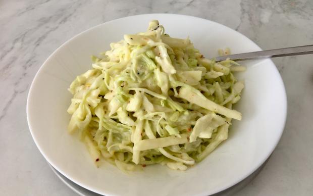 elmali-lahana-salatasi