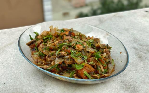 iugurchef-kozlenmis-mantar-salatasi