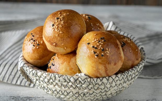 Airfryer'da Peynirli Mayasız Poğaça Tarifi