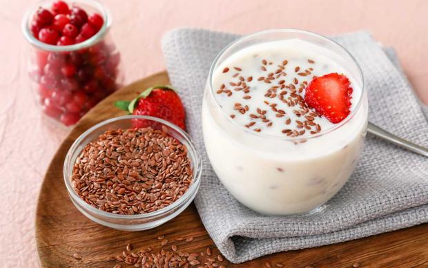 yogurtlu-keten-tohumunun-faydalari-shutter-1