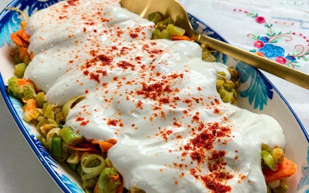 yogurtlu-pirasa-kavurma-gamze