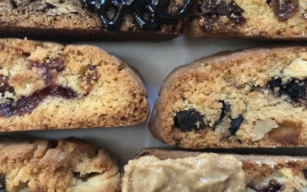 saden-karaback-biscotti