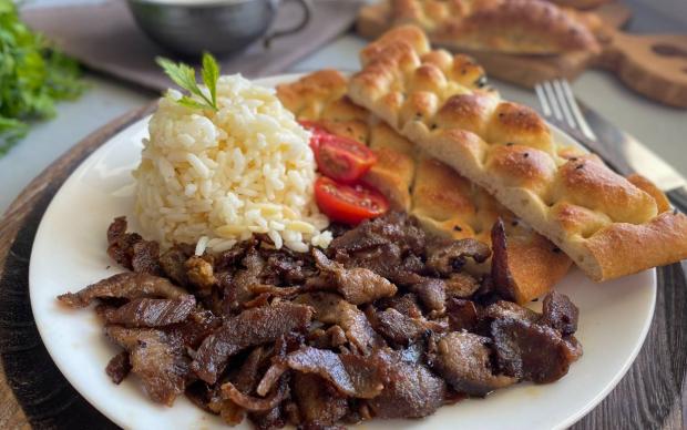 Ev Yapımı Et Döner Tarifi