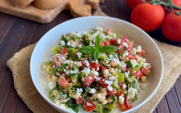 Kahvaltılık Peynir Salatası Tarifi