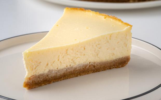 klasik-cheesecake-yemekcom