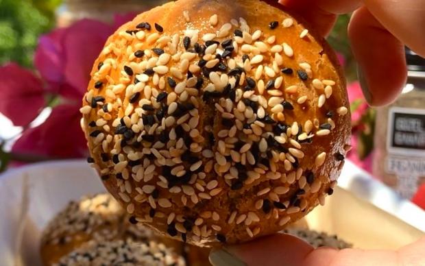 glutensiz-badem-peynirli-pogaca