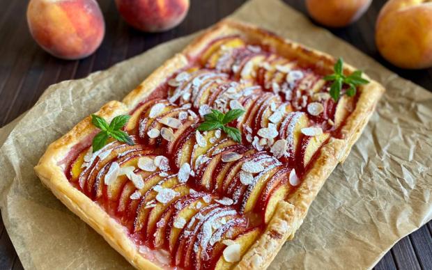 Şeftalili Kolay Tart Tarifi