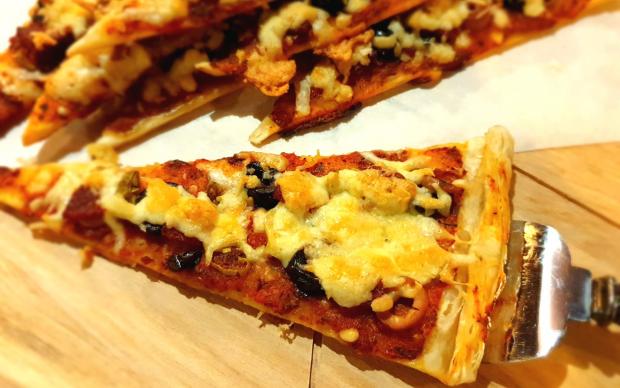 milfoy-pizza-mel