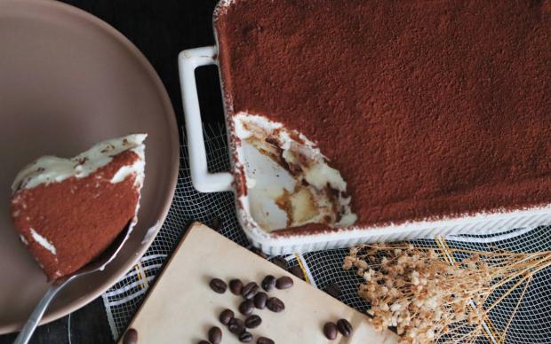 bol-kremali-tiramisu-sezgi