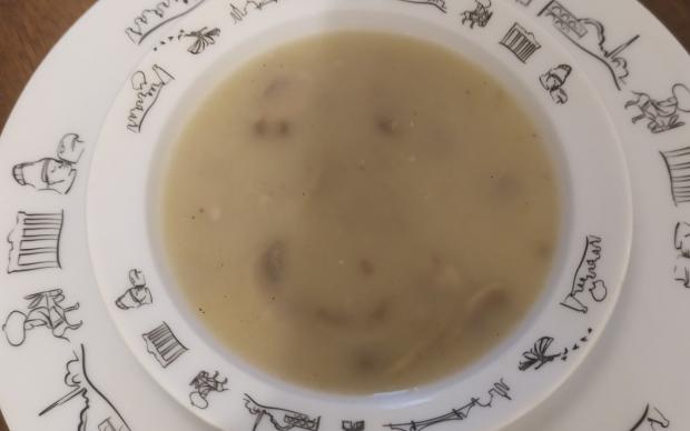 tavuk-sulu-mantar-corbasi-tal