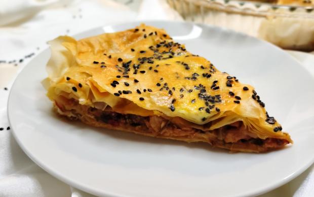 tavuklu-borek-ta