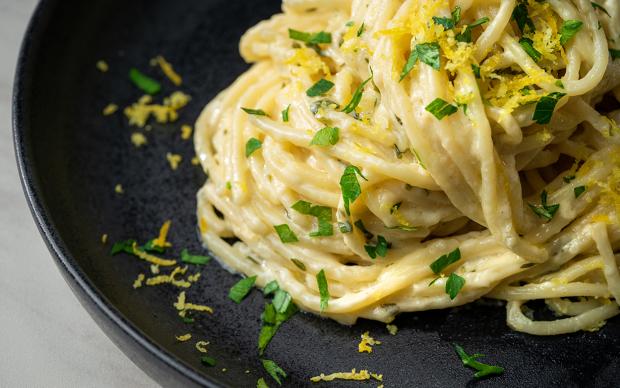 Limonlu Sarımsaklı Spagetti Tarifi