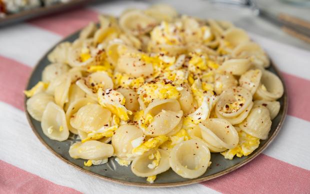 Yumurtalı Makarna Tarifi