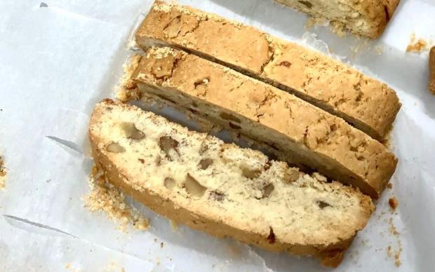 cevizli-biscotti-azize