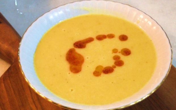 lokanta-usulu-mercimek-corbasi-gazme